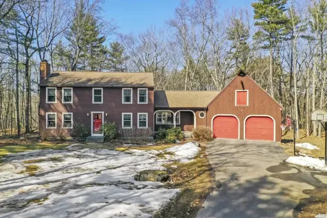 130 Castle Hill Road Windham NH 03087
