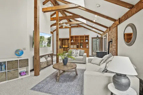 130 Castle Hill Road Windham NH 03087