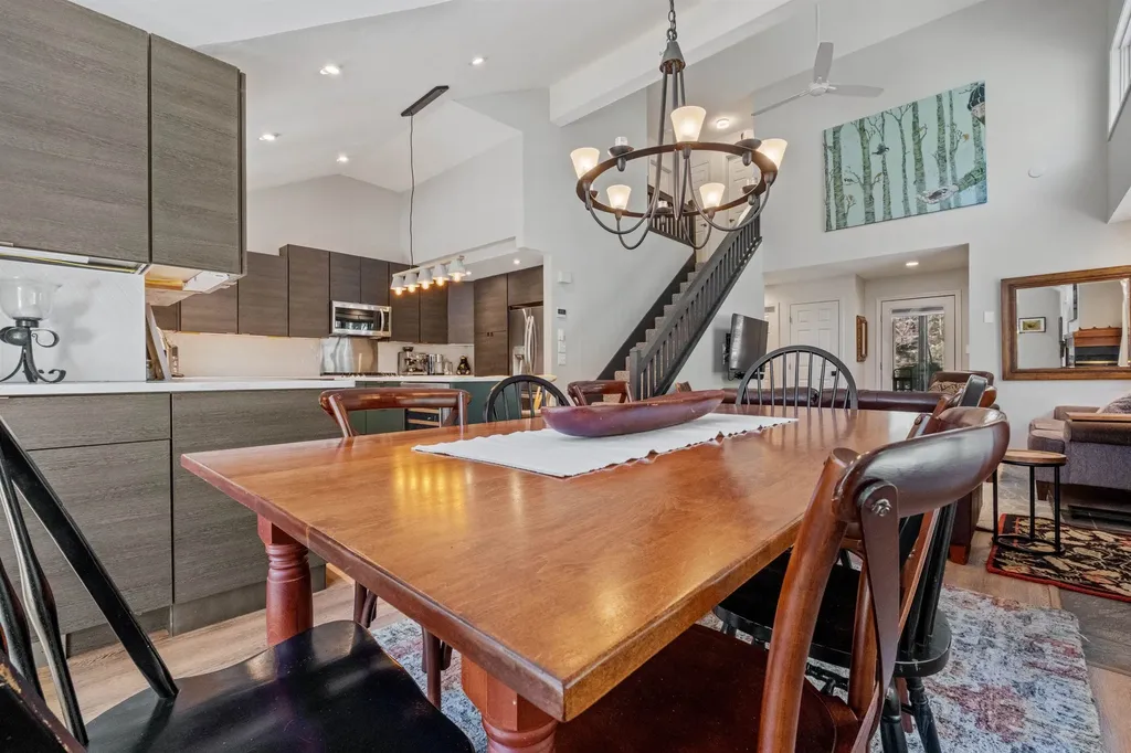 26 Woodsview Lane Lincoln NH 03251