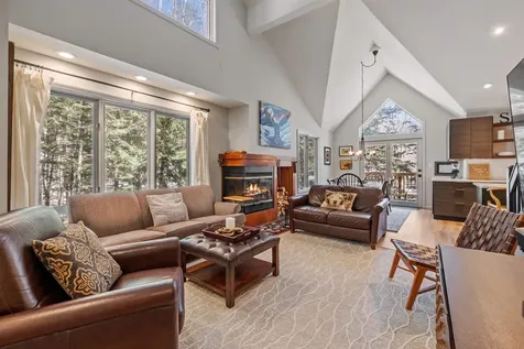 26 Woodsview Lane Lincoln NH 03251