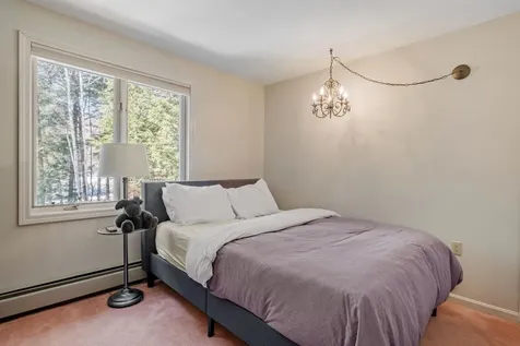 26 Woodsview Lane Lincoln NH 03251