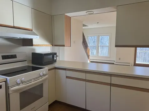 40 Wolf Road Lebanon NH 03766