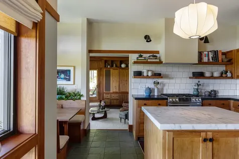 229 High Rock Road Hinesburg VT 05461