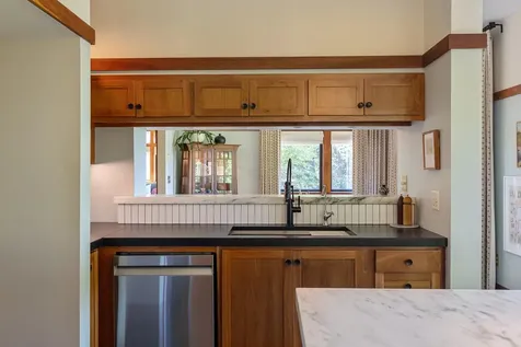 229 High Rock Road Hinesburg VT 05461