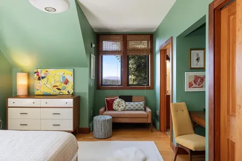 229 High Rock Road Hinesburg VT 05461