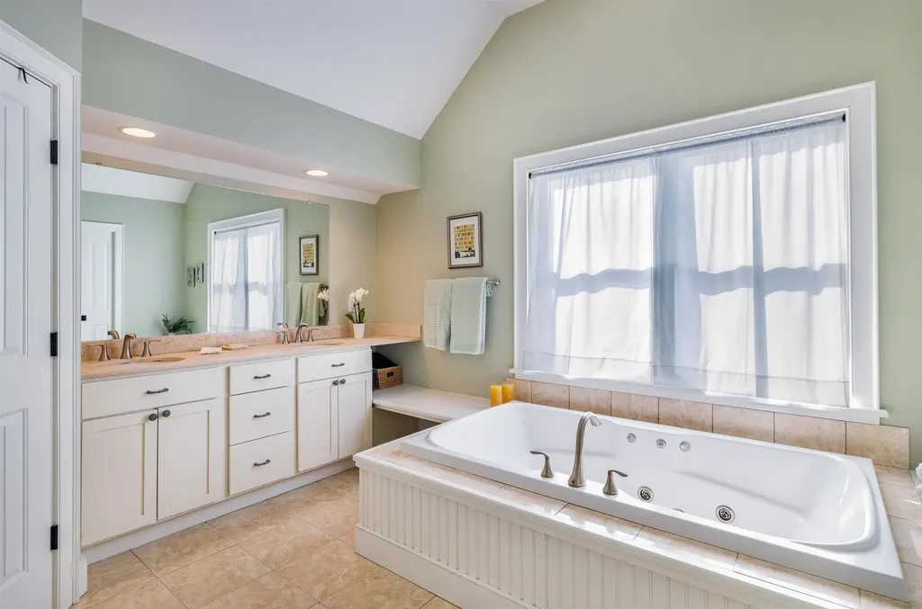 1249 Church Hill Road Charlotte VT 05445