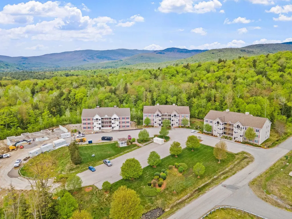 16 Twin Tip Terrace Lincoln NH 03251