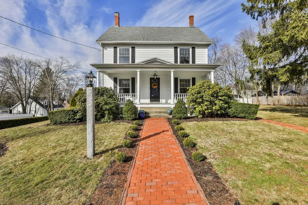 198 Linden Street Manchester NH 03104