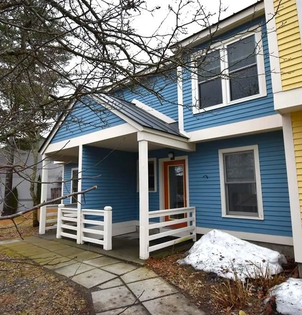 43 Marsten Lane Enfield NH 03748