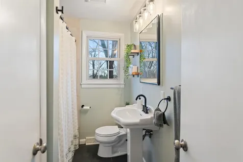 8 Nahma Avenue Essex Junction VT 05452