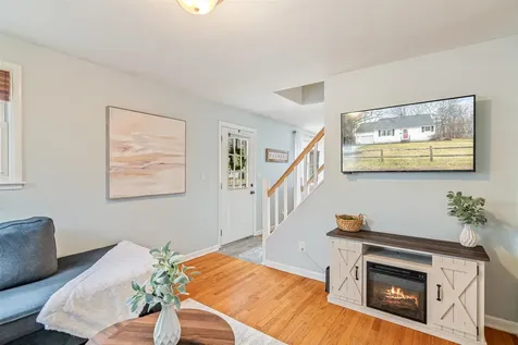 8 Nahma Avenue Essex Junction VT 05452