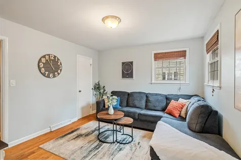 8 Nahma Avenue Essex Junction VT 05452