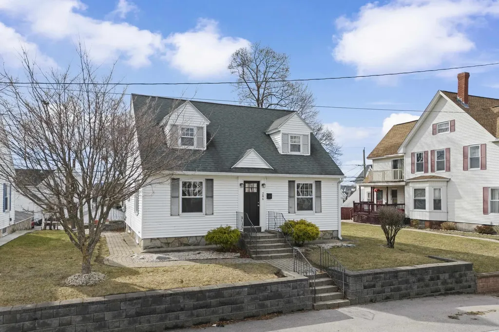 286 Walnut Street Manchester NH 03104