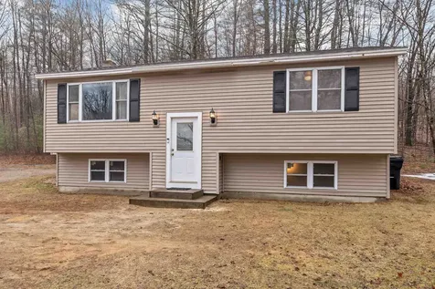 108 Oak Hill Road Northfield NH 03276