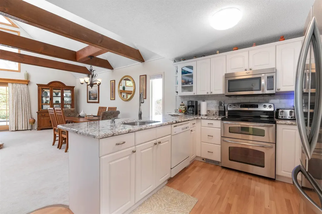 26 Sartwell Lane Bartlett NH 03812