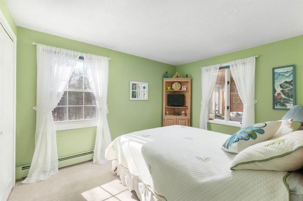 26 Sartwell Lane Bartlett NH 03812