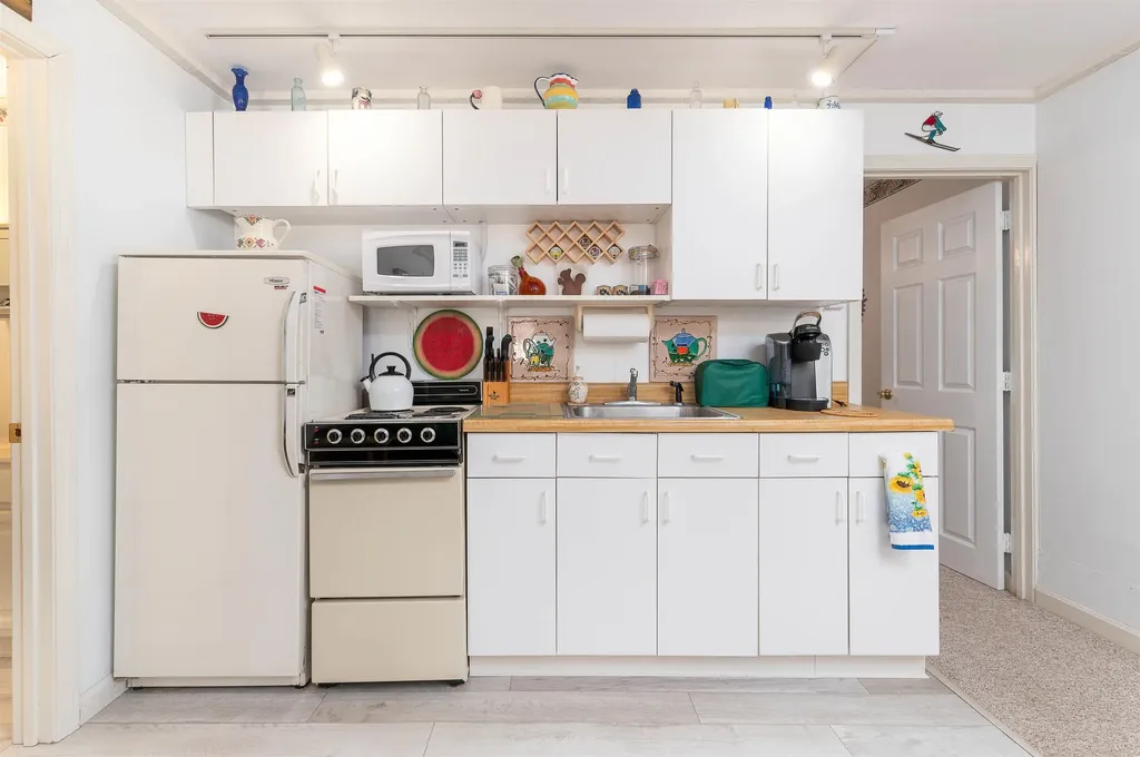 26 Sartwell Lane Bartlett NH 03812