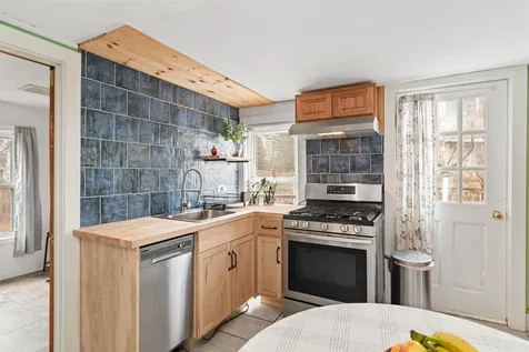 21 Clifford Street Winooski VT 05404