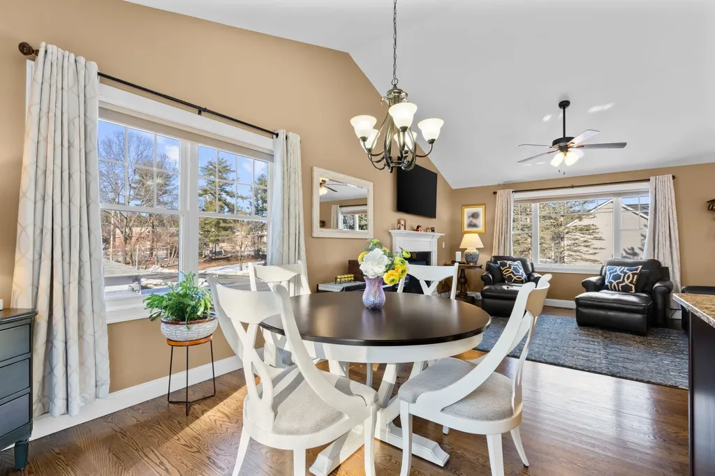 4 Theresa Avenue Salem NH 03079-3961