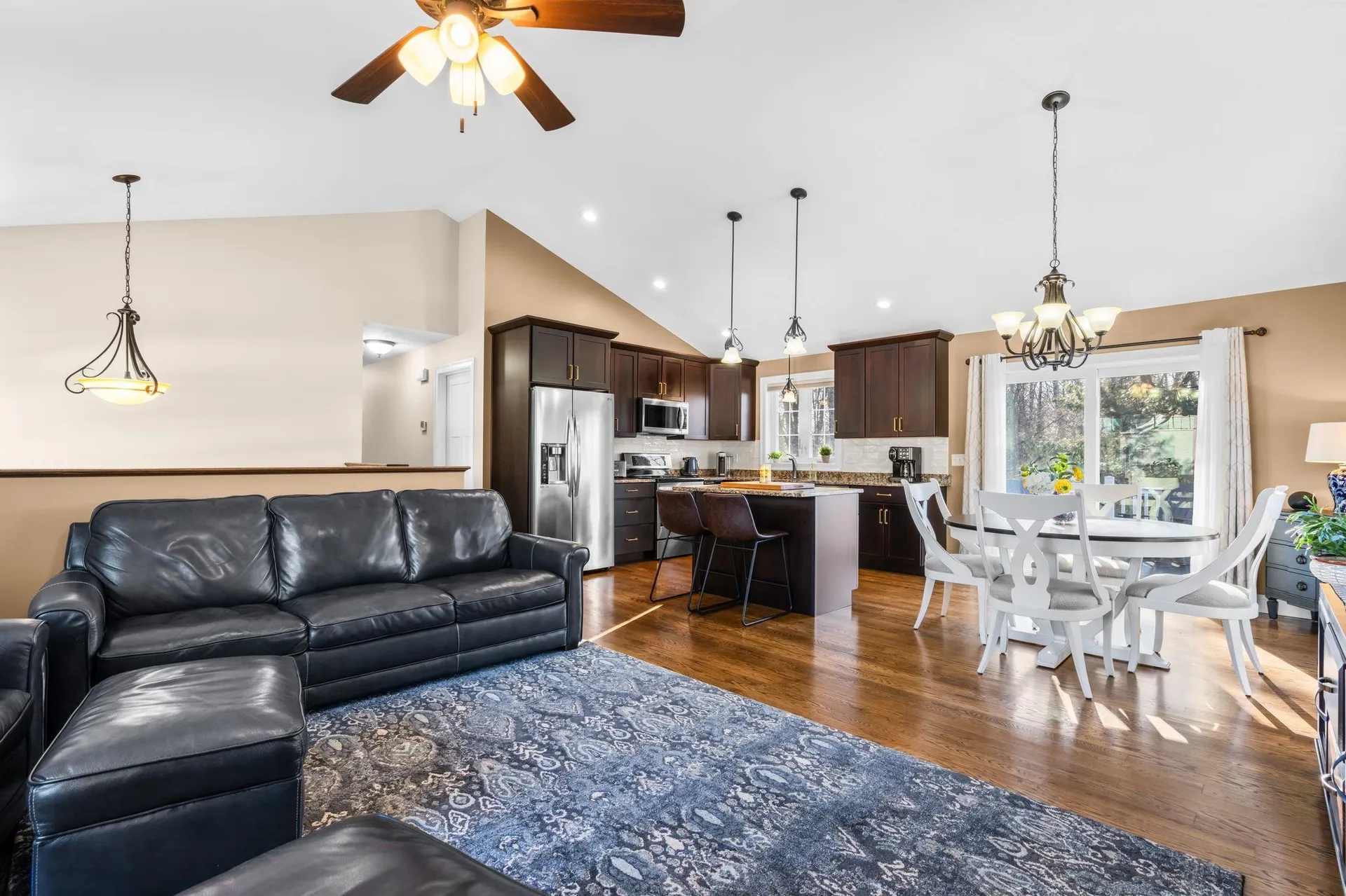 4 Theresa Avenue Salem NH 03079-3961