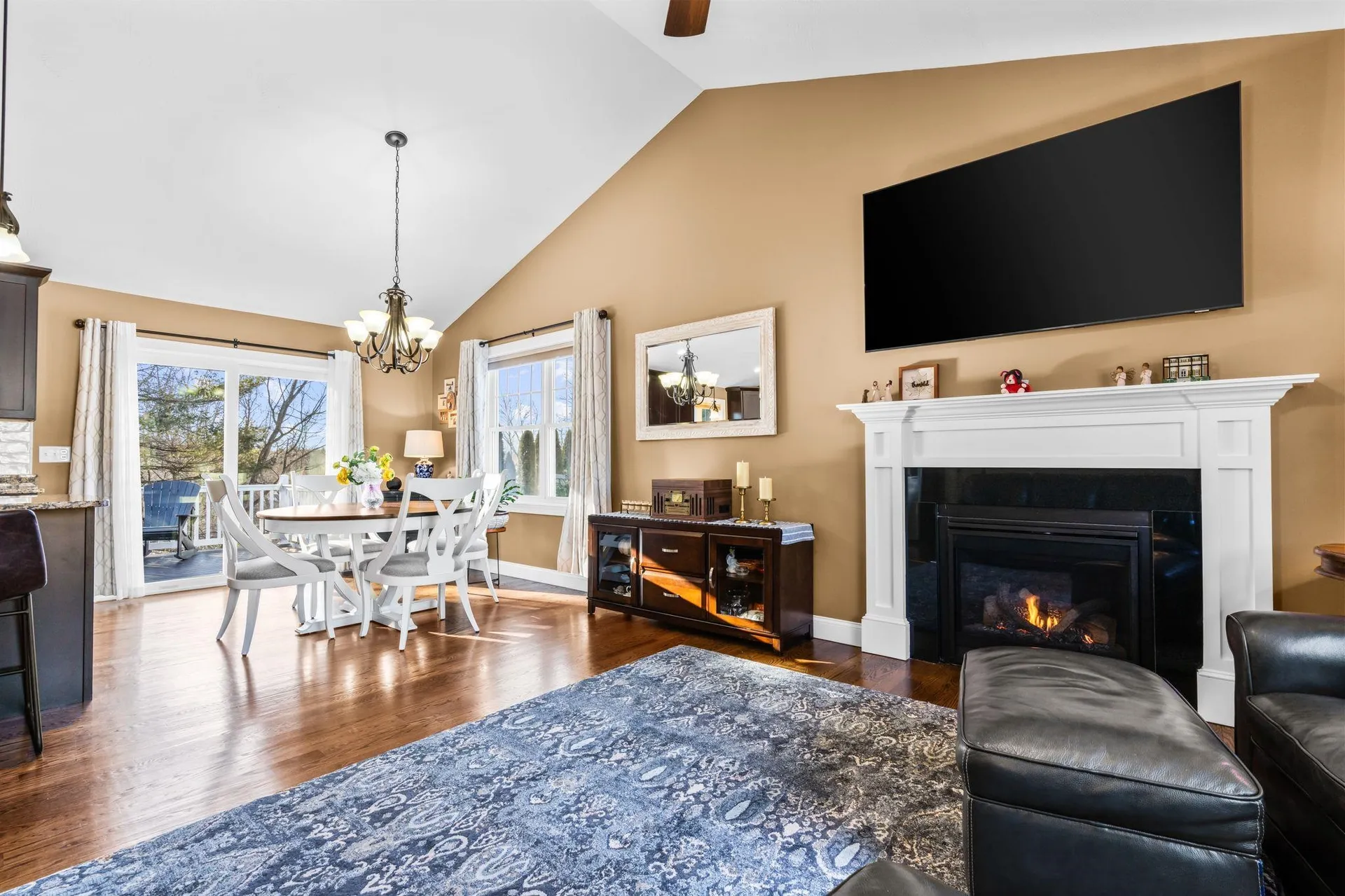 4 Theresa Avenue Salem NH 03079-3961