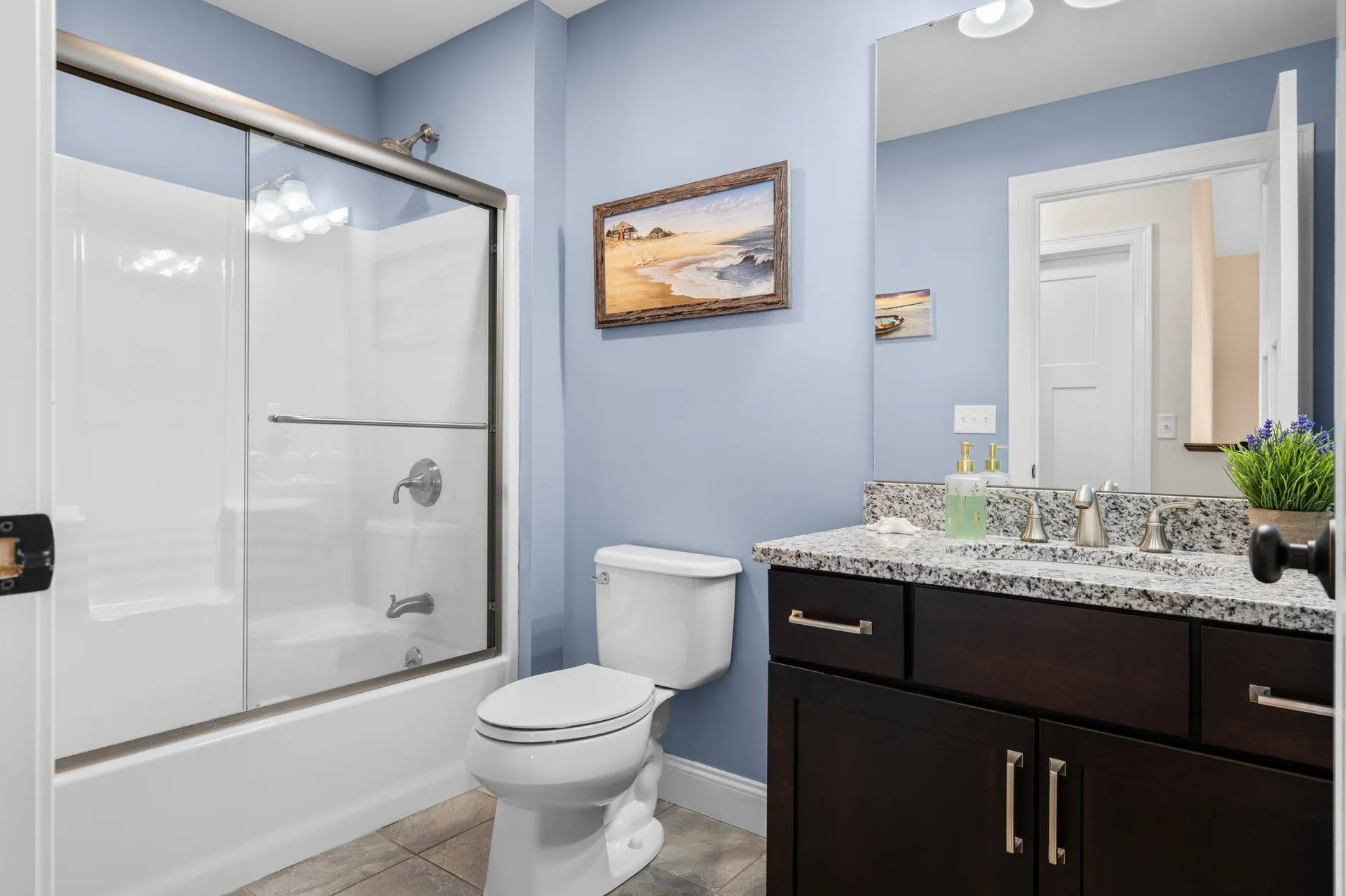 4 Theresa Avenue Salem NH 03079-3961