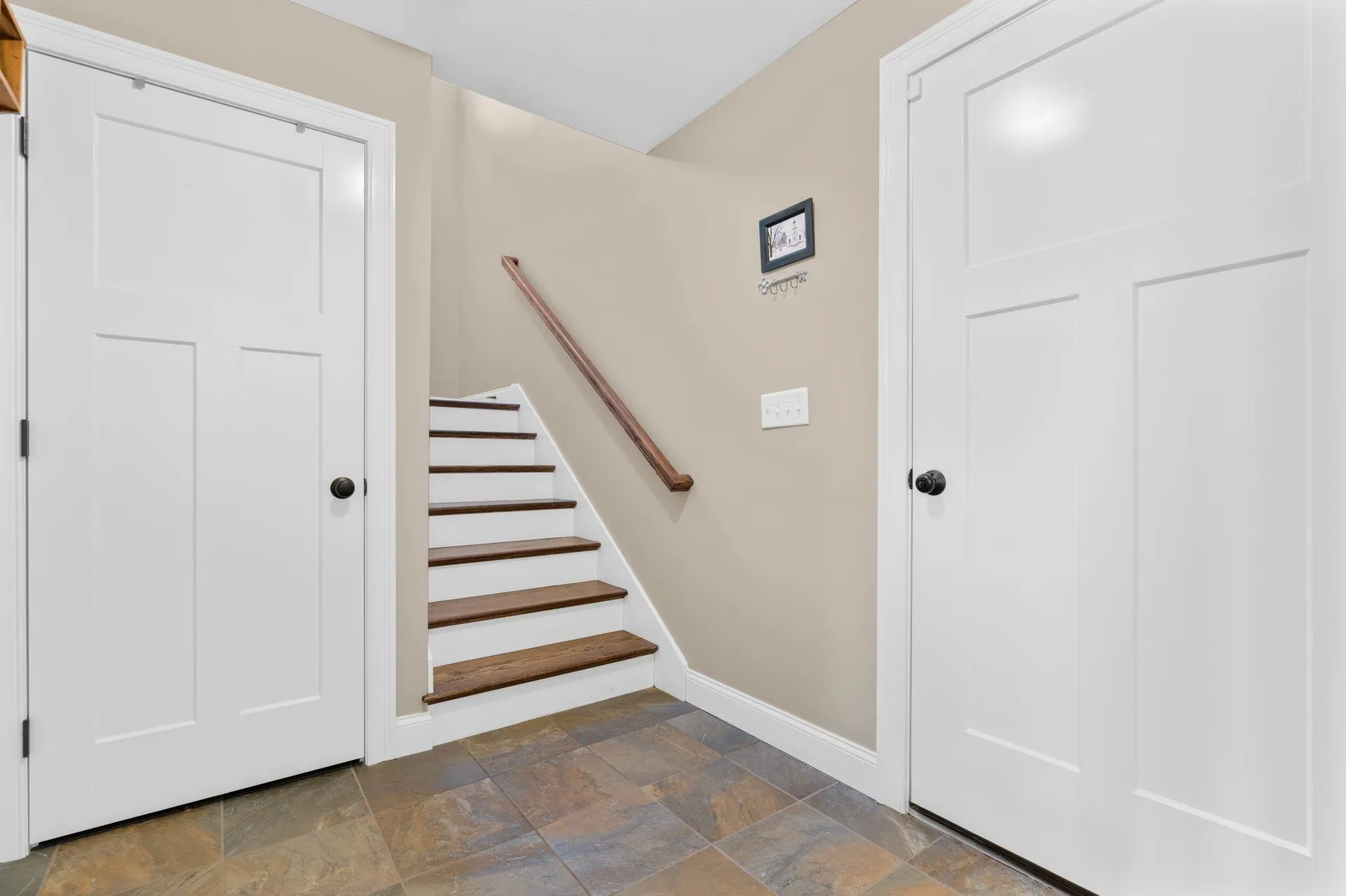 4 Theresa Avenue Salem NH 03079-3961