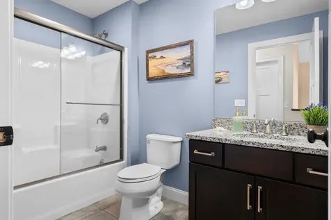 4 Theresa Avenue Salem NH 03079-3961