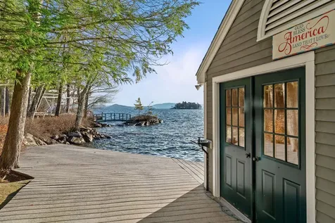 51 Rocky Shore Road Wolfeboro NH 03894