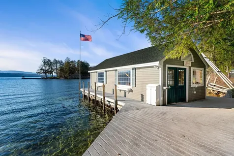 51 Rocky Shore Road Wolfeboro NH 03894