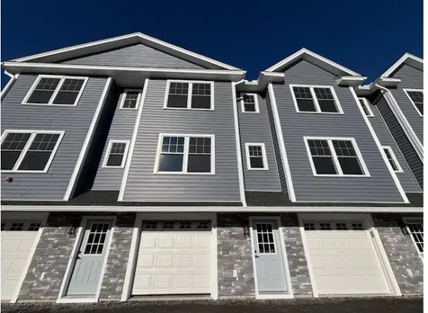 32 Charter Street Exeter NH 03833