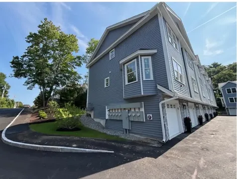 32 Charter Street Exeter NH 03833