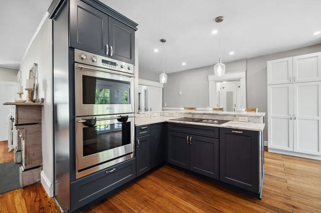 51 E Derry Road Derry NH 03038