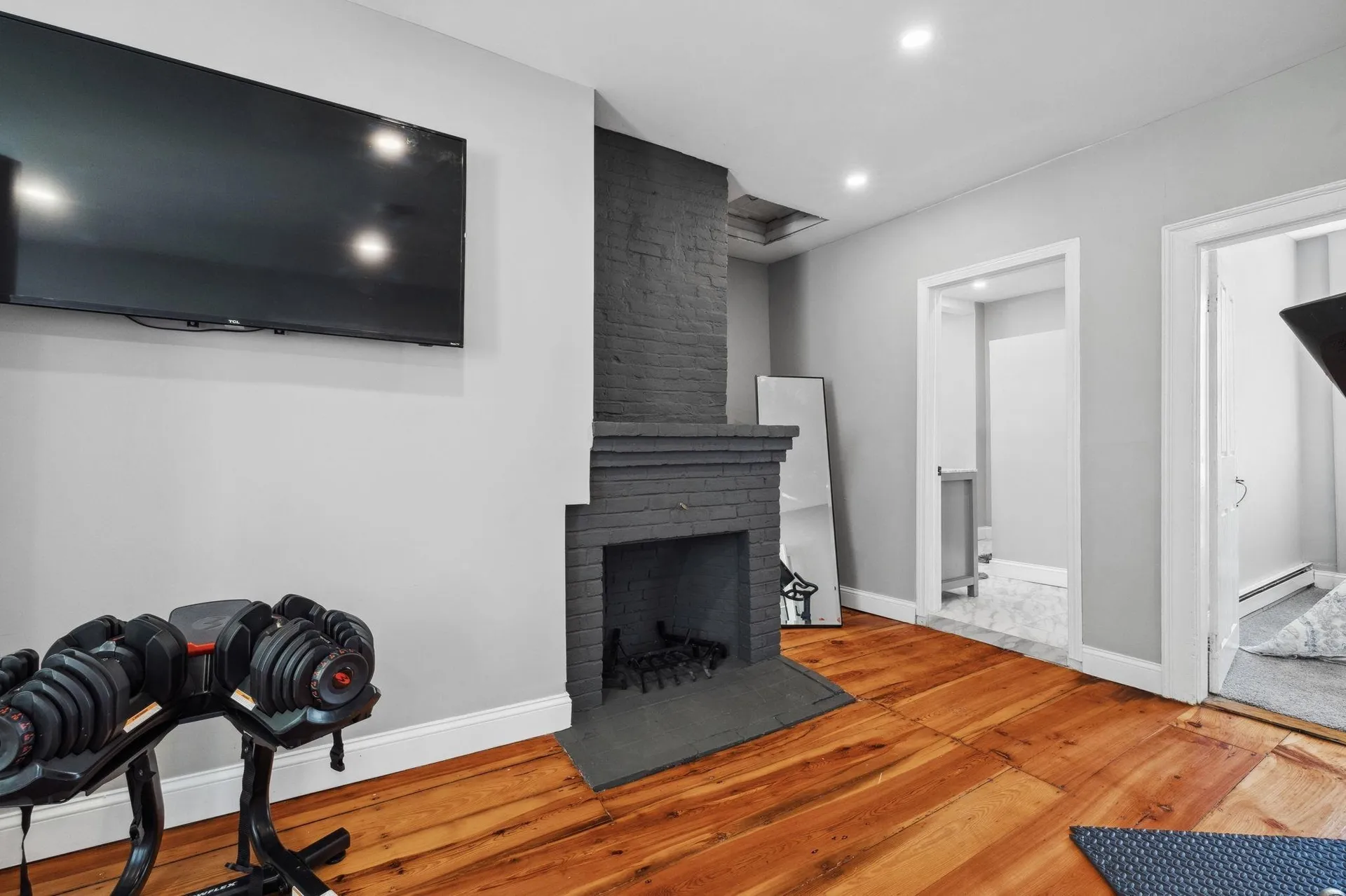 51 E Derry Road Derry NH 03038