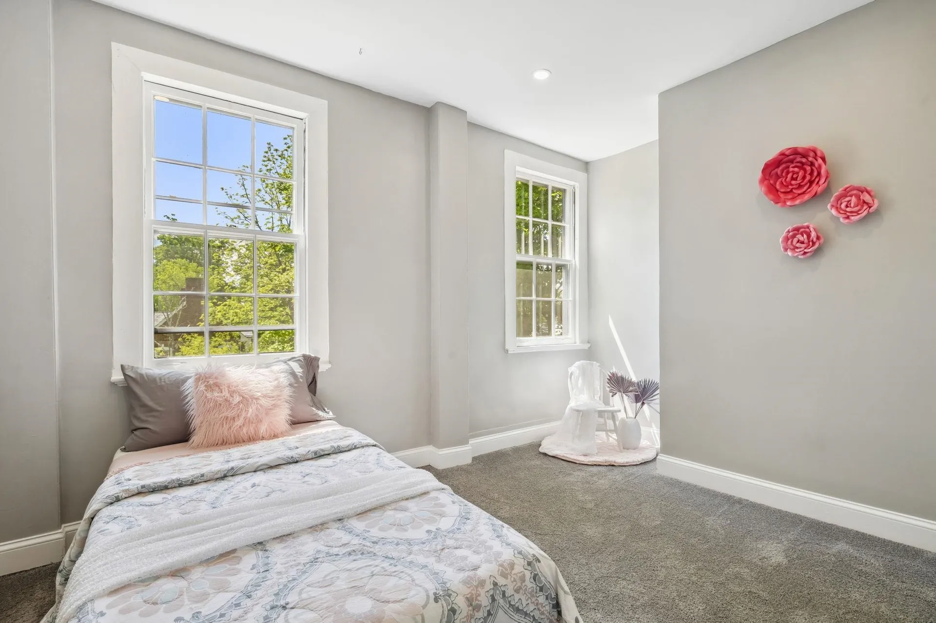 51 E Derry Road Derry NH 03038