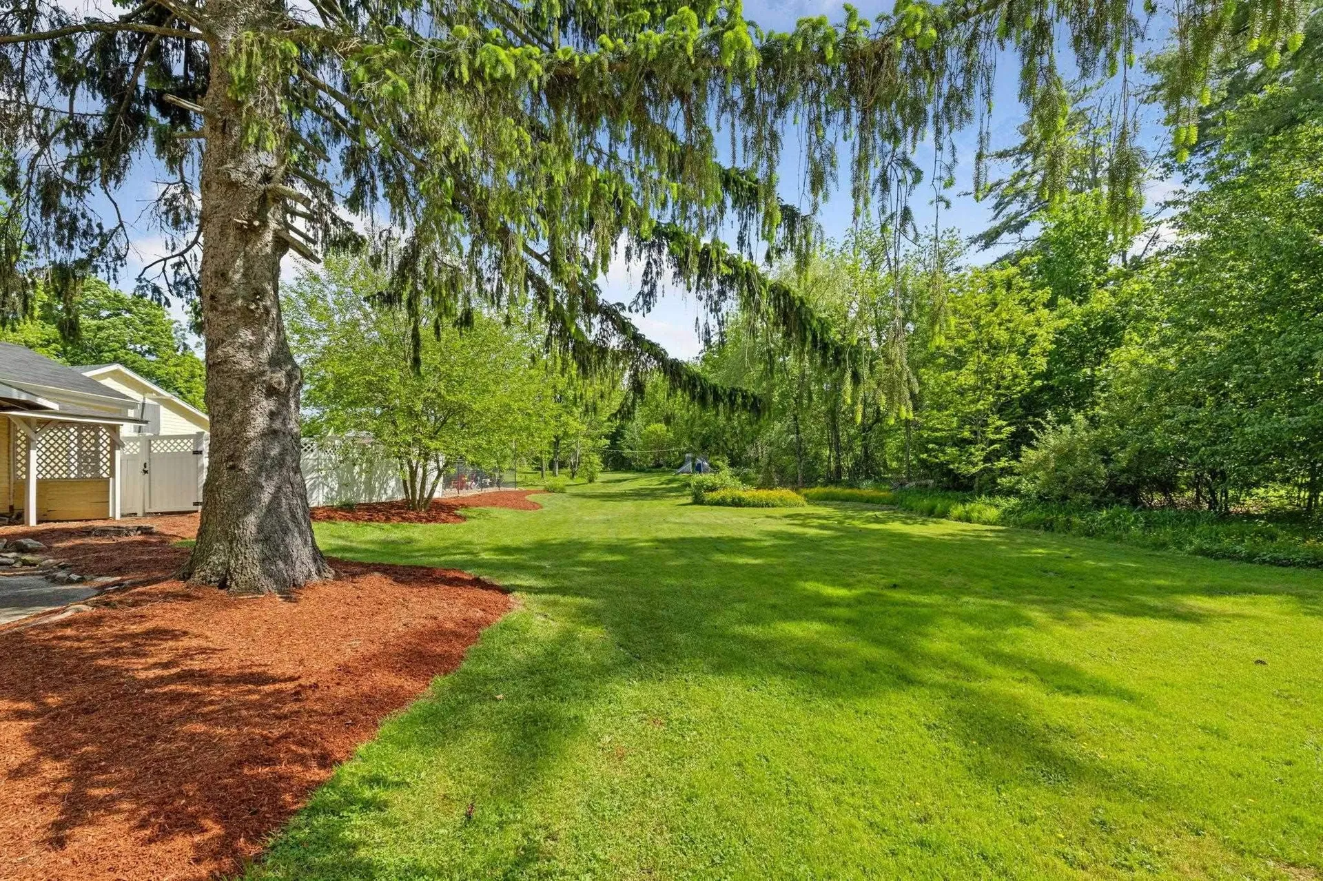 51 E Derry Road Derry NH 03038
