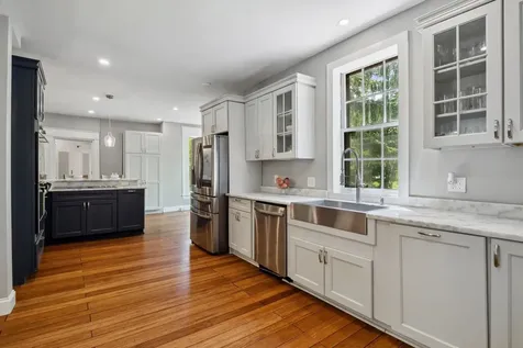 51 E Derry Road Derry NH 03038