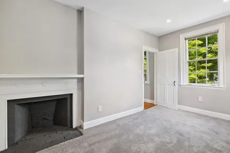 51 E Derry Road Derry NH 03038