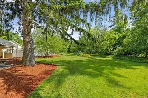 51 E Derry Road Derry NH 03038