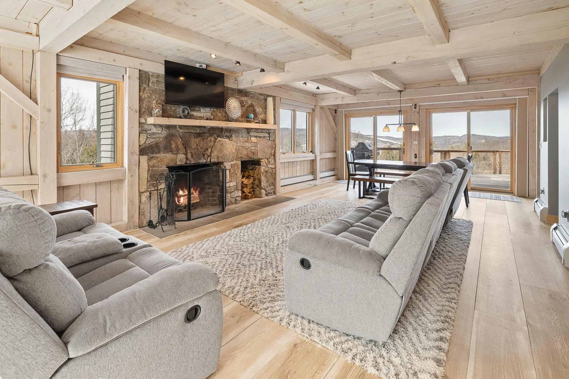 130 Clarina Nichols Lane Hartford VT 05059