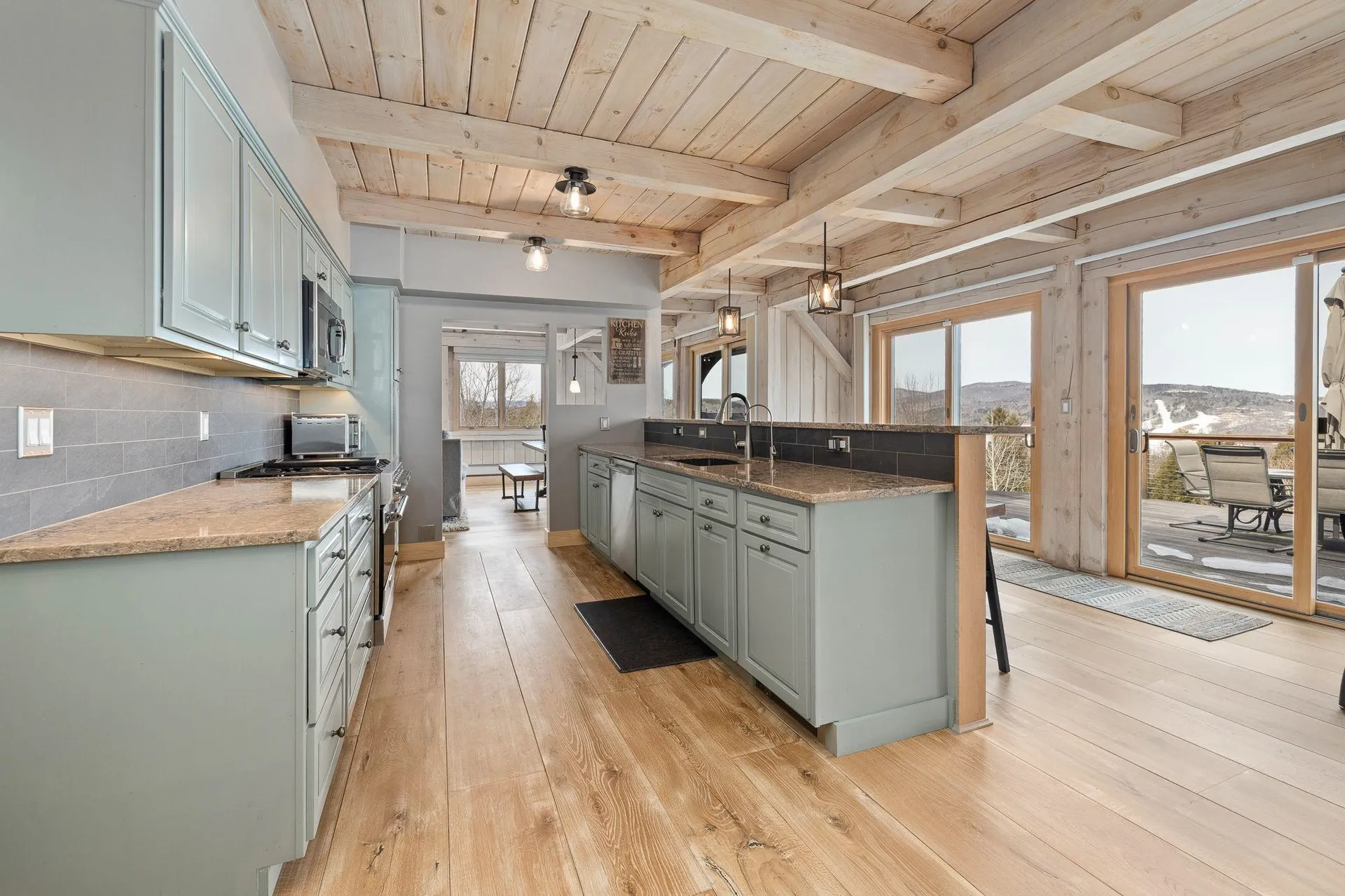 130 Clarina Nichols Lane Hartford VT 05059