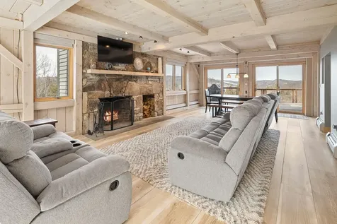 130 Clarina Nichols Lane Hartford VT 05059