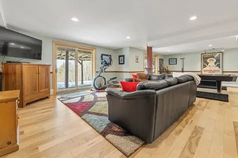 130 Clarina Nichols Lane Hartford VT 05059