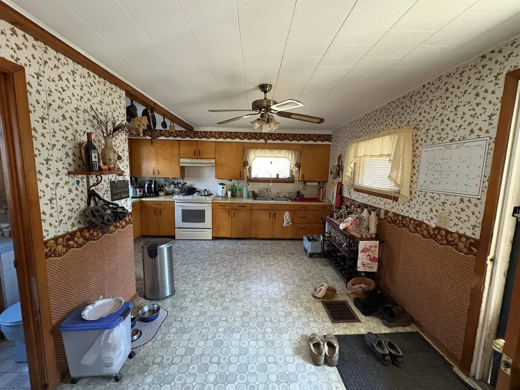 21 Beckley Street Barre City VT 05641-2403