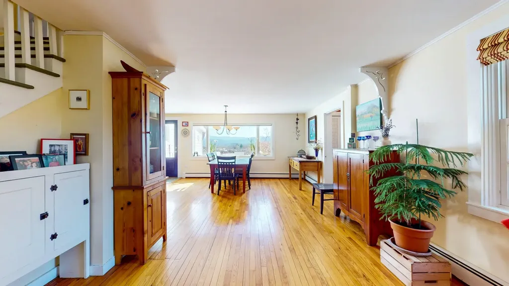 1491 Route 30 Cornwall VT 05753