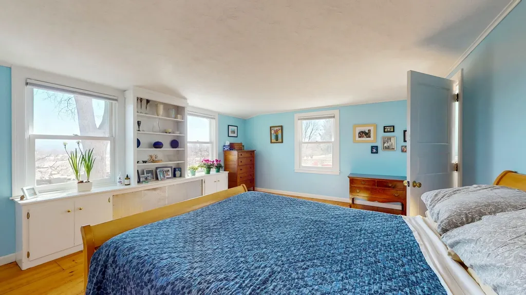 1491 Route 30 Cornwall VT 05753