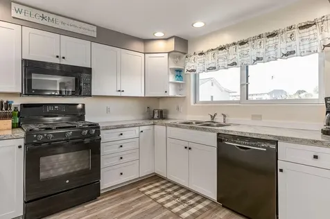 26 Kings Highway Hampton NH 03842