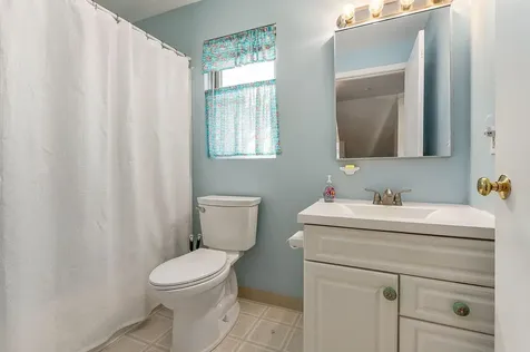 26 Kings Highway Hampton NH 03842
