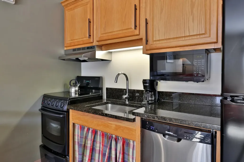 228 East Mountain Road Killington VT 05751