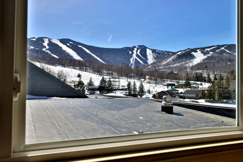 228 East Mountain Road Killington VT 05751